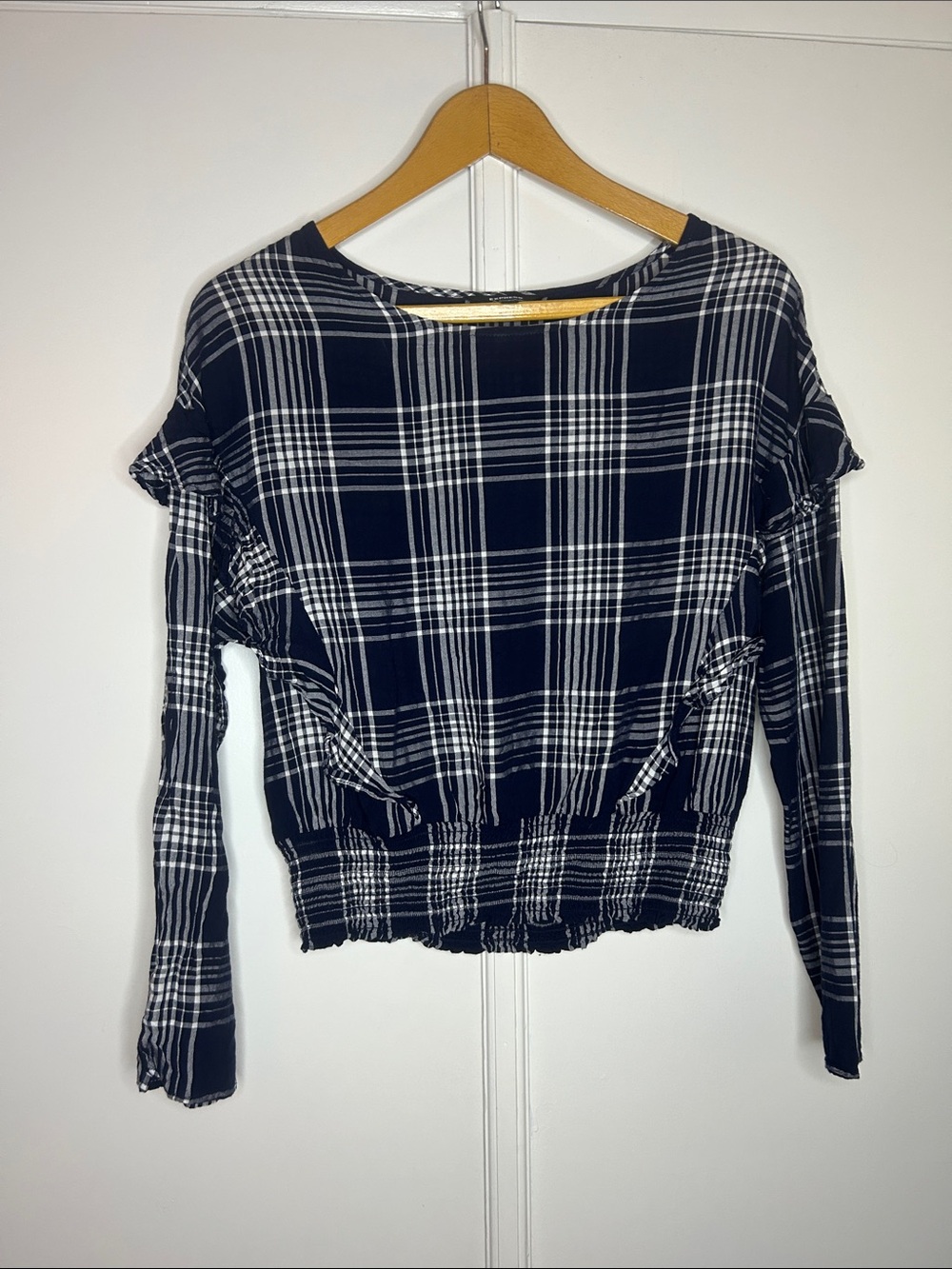Express Plaid Ruffle Top - Picture 2 of 9